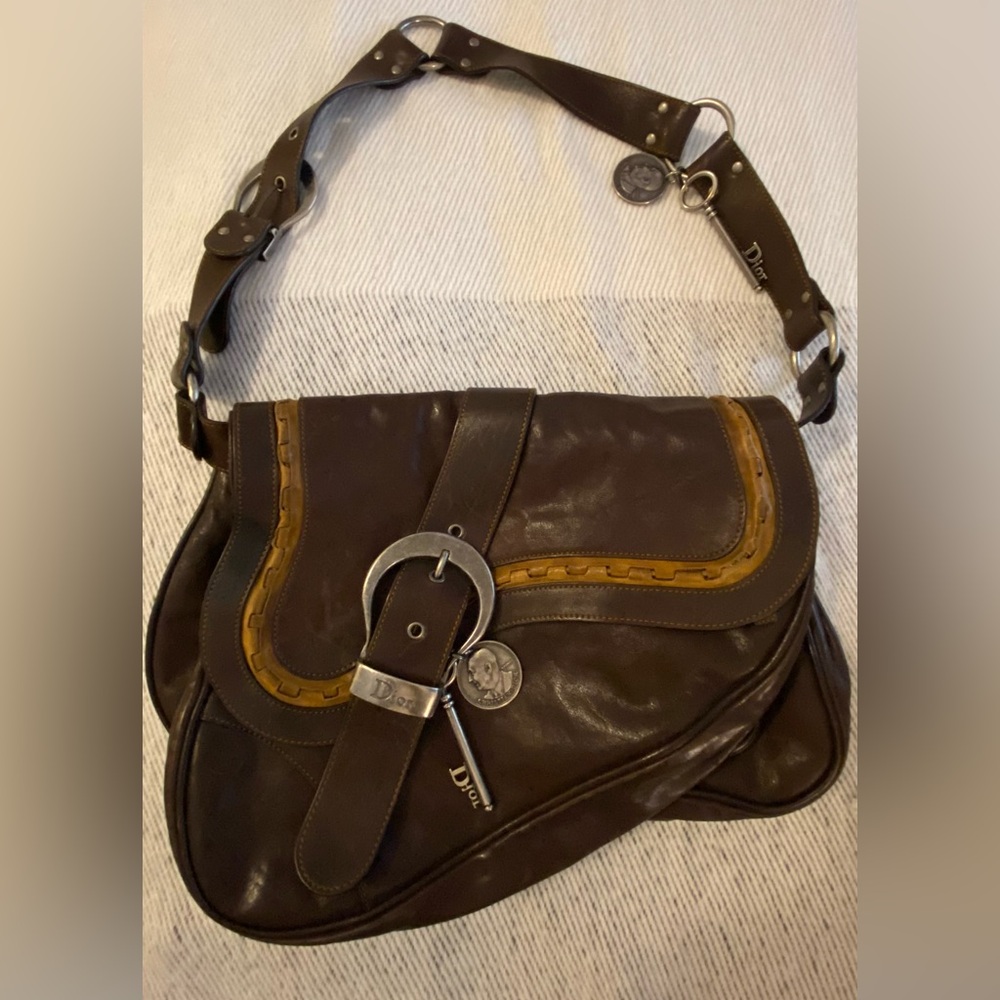 DIOR GAUCHO SADDLEBAG!